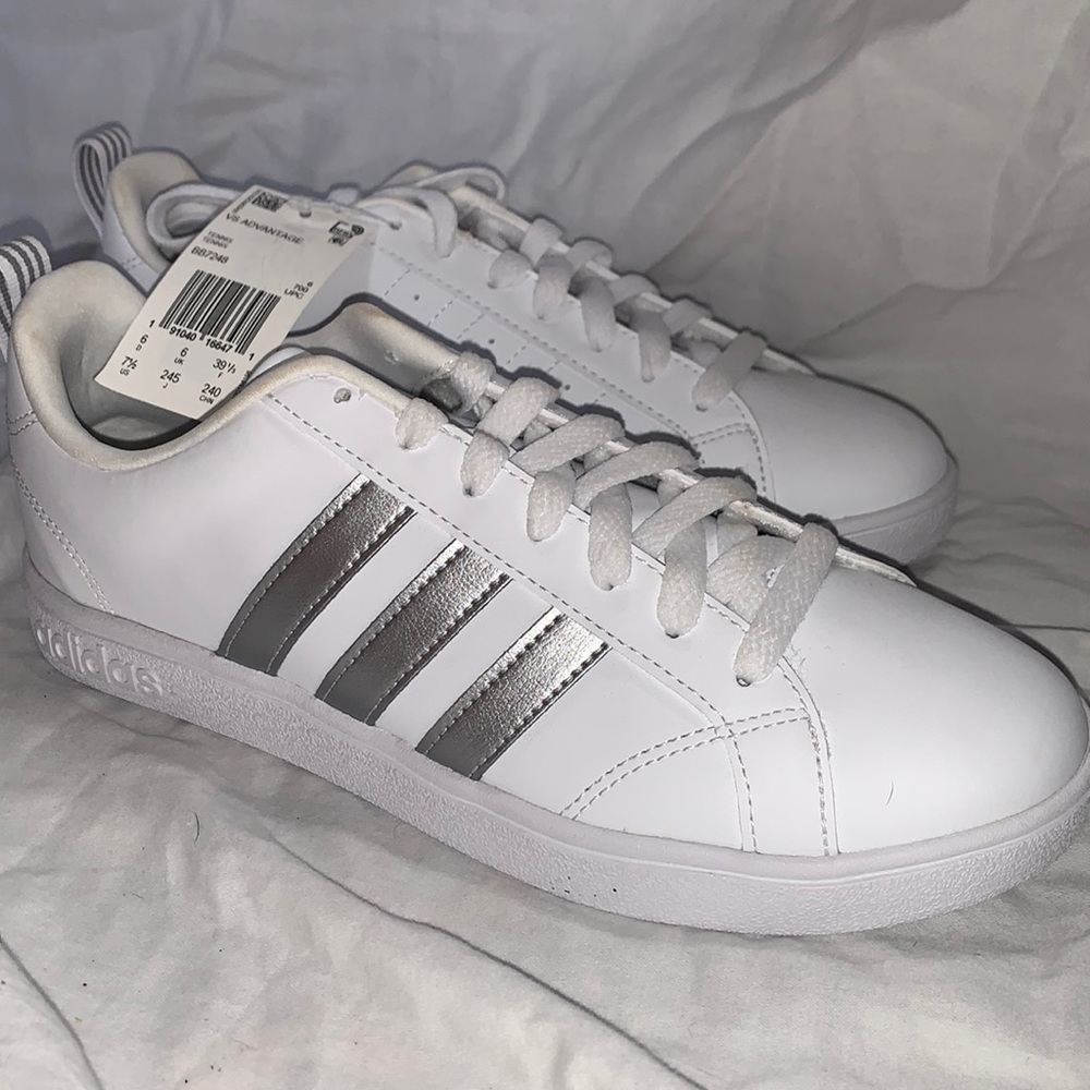 New Adidas VS ADVANTAGE